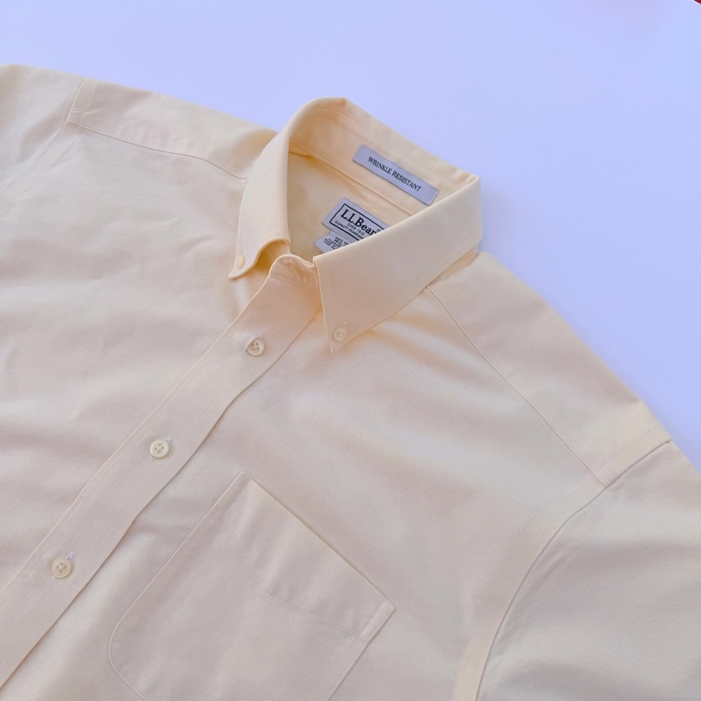 Men’s L.L. Bean Short Sleeve Shirt Size Medium 15 1/2 Regular - Picture 2 of 5